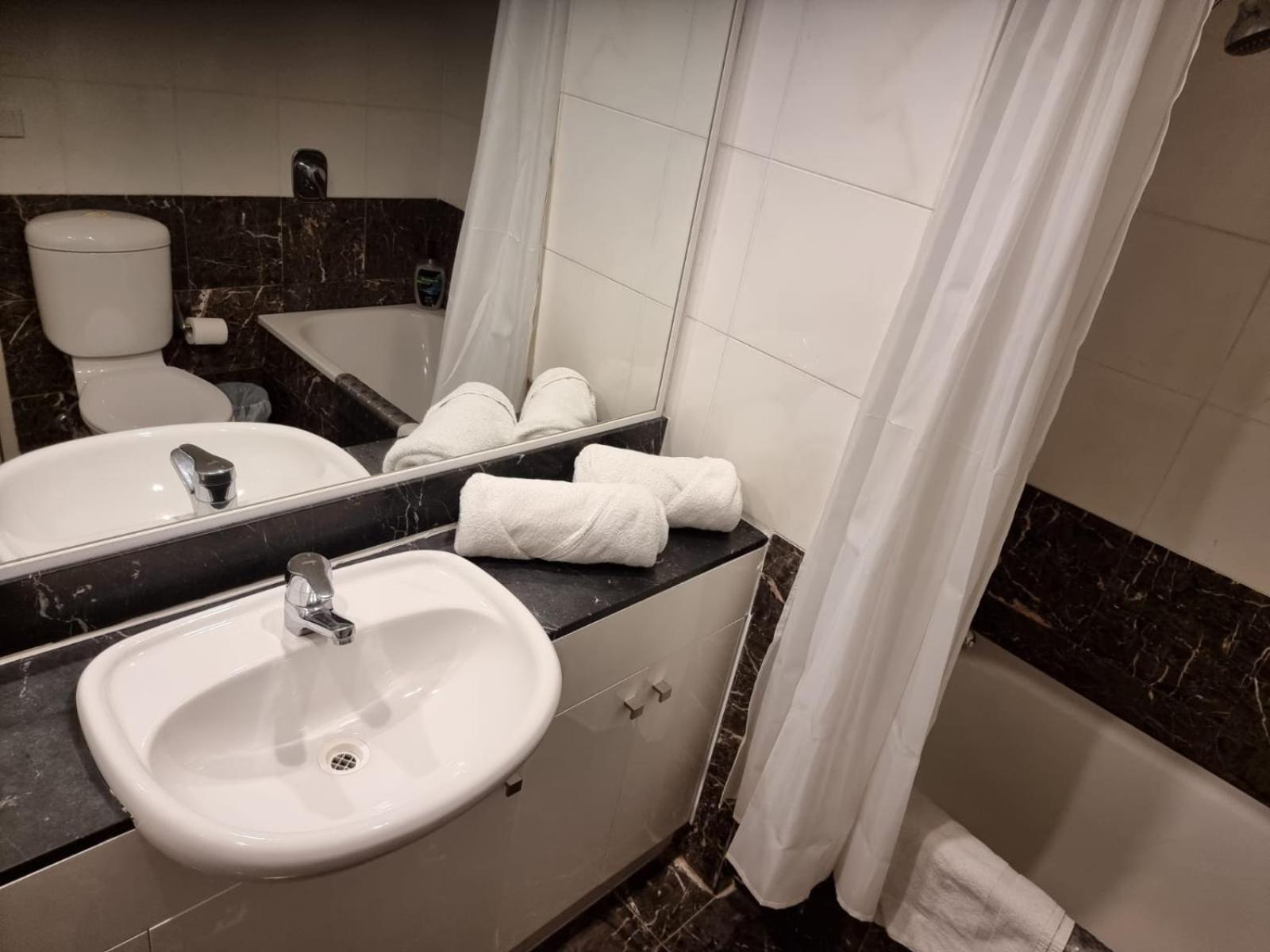 Accommodation Sydney 38 Harbour Street Сидней Экстерьер фото